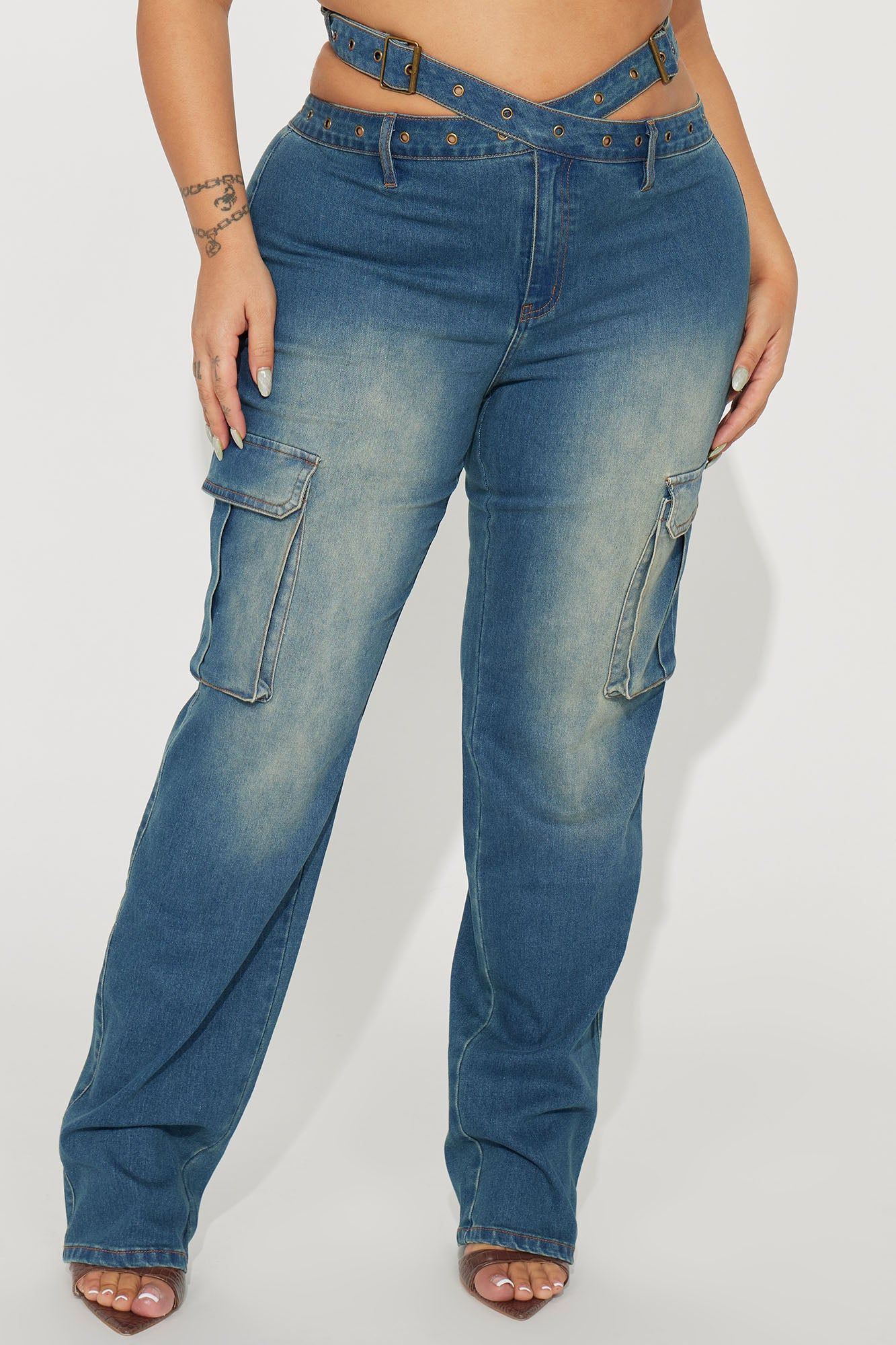 Burning Desire Belted Cargo Jean - Medium Wash sold by Fashion Nova product image thumbnail 5