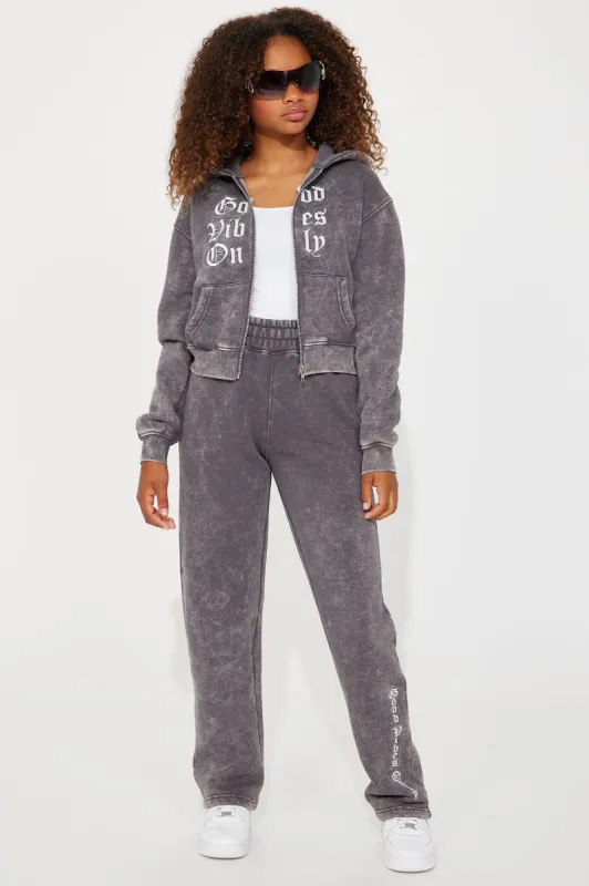 Mini Good Vibes Washed Wide Leg Sweatpant Set - Grey/combo sold by Fashion Nova