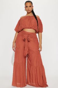 Take Me On A Vacay Pant Set - Rust sold by Fashion Nova