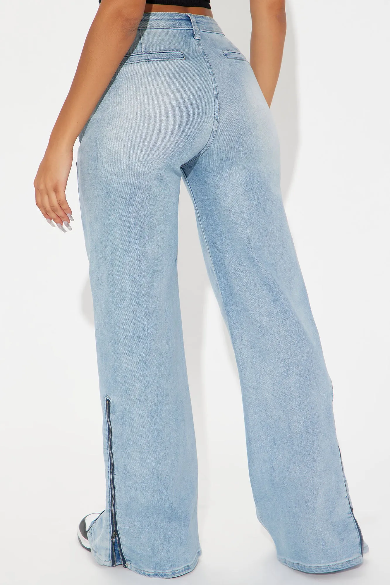 Living Icon Stretch Straight Leg Jeans - Light Wash sold by Fashion Nova product image thumbnail 3