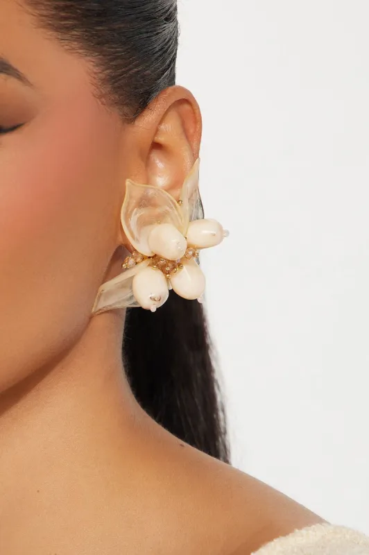 In Full Bloom Earrings  - Ivory sold by Fashion Nova
