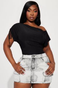 Julianne Off Shoulder Bodysuit - Black sold by Fashion Nova