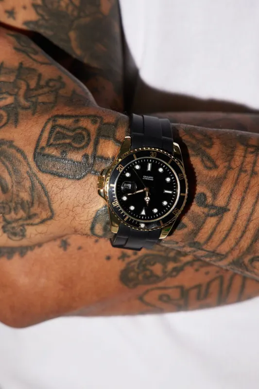 Get Into It Watch - Gold/Black sold by Fashion Nova