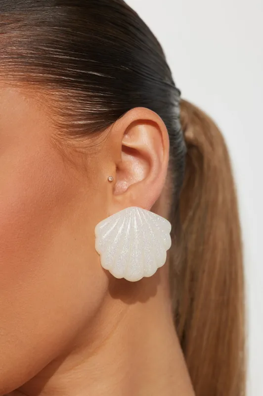 Shellabrate Good Times Stud Earrings - Beige sold by Fashion Nova