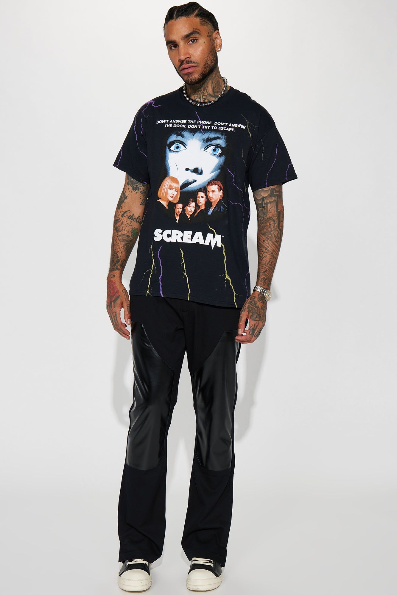 Scream Poster Cover Short Sleeve Tee - Black sold by Fashion Nova product image thumbnail 3