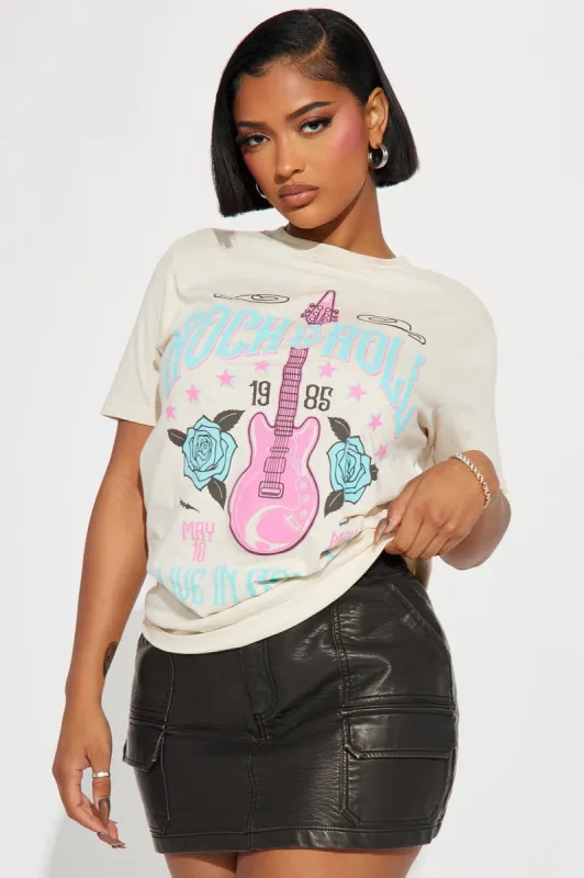 Live In Concert Rock Tee - Cream sold by Fashion Nova