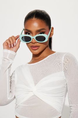 Palm Springs Staycation Sunglasses - Teal sold by Fashion Nova