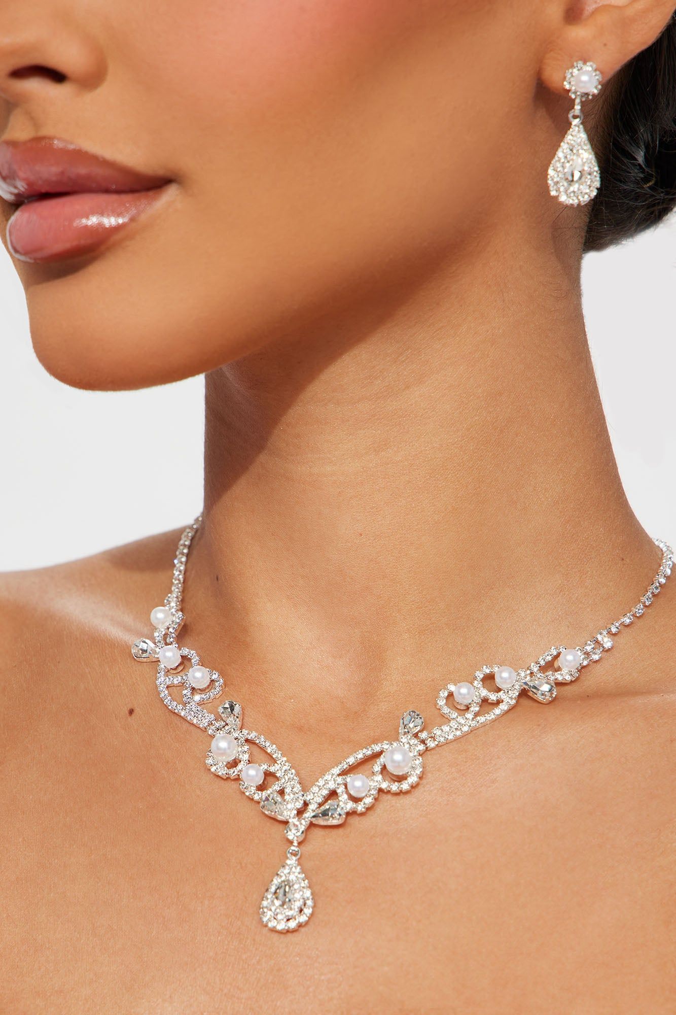 Beautiful Lies Necklace And Earring Set - Silver sold by Fashion Nova