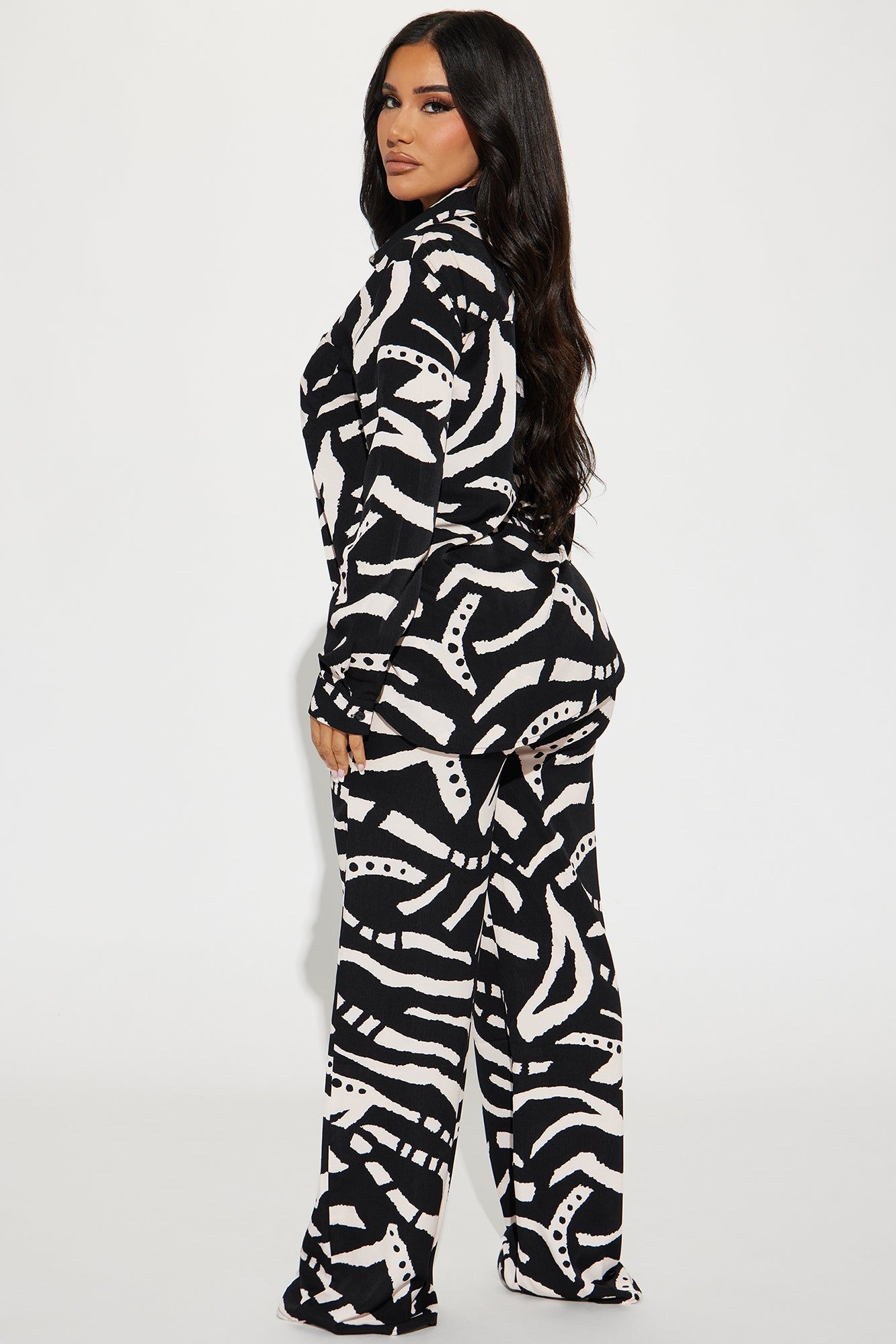 Karly Woven Pant Set - Black/combo sold by Fashion Nova product image thumbnail 3