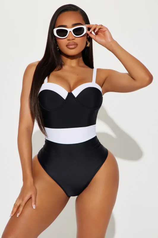 Adley Underwire 1 Piece Swimsuit - Black/White sold by Fashion Nova