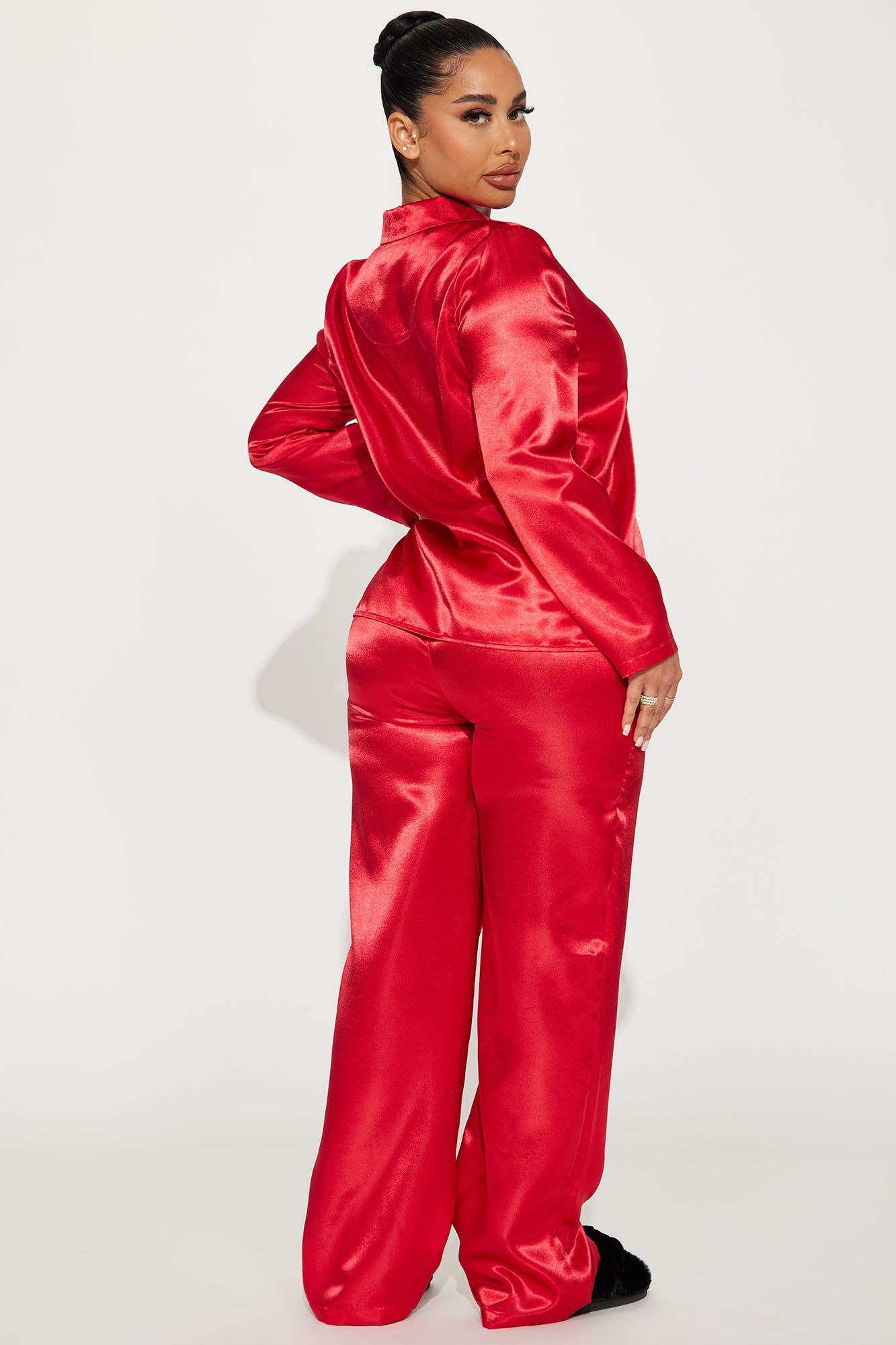 Mini Lily Cargo Mini Skirt - Pink sold by Fashion Nova