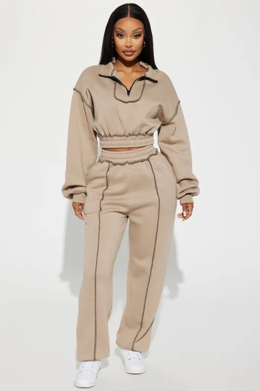 Staying Connected Lounge Jogger - Taupe sold by Fashion Nova