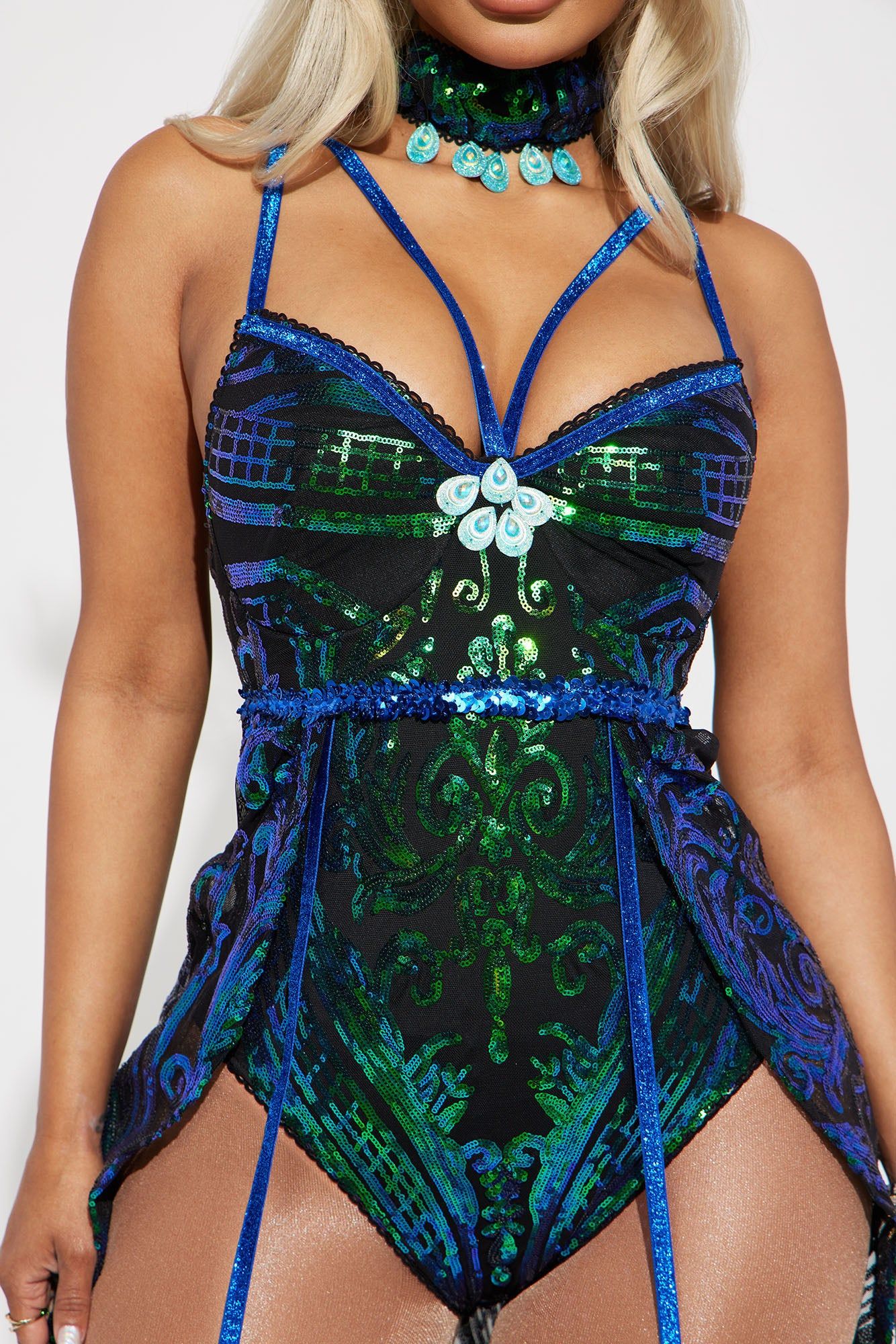 Pretty Peacock Princess 3 Piece Costume Set - Green sold by Fashion Nova product image thumbnail 3