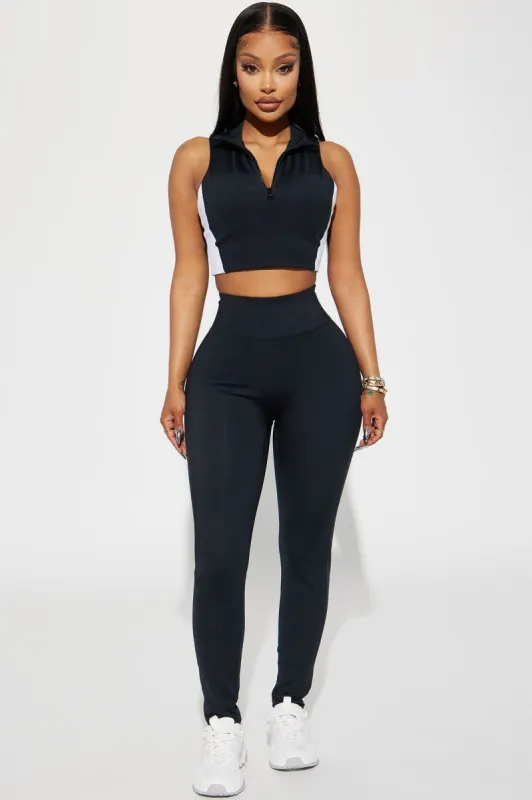 Claudia Elevate Active Legging - Black sold by Fashion Nova