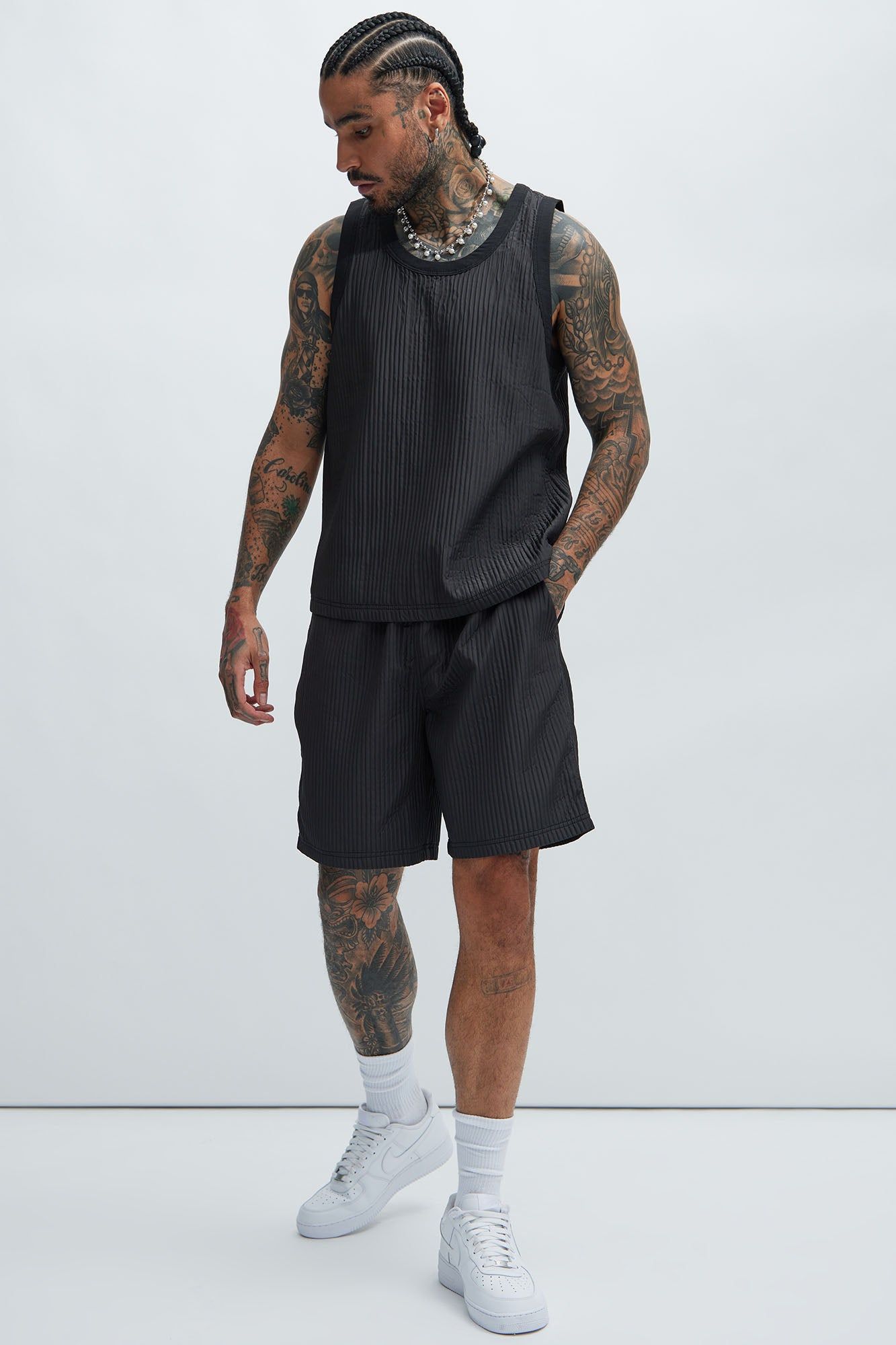 Santiago Relaxed Shorts - Black sold by Fashion Nova product image thumbnail 2