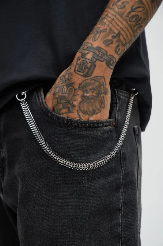 Fish Bone Pant Chain - Silver sold by Fashion Nova