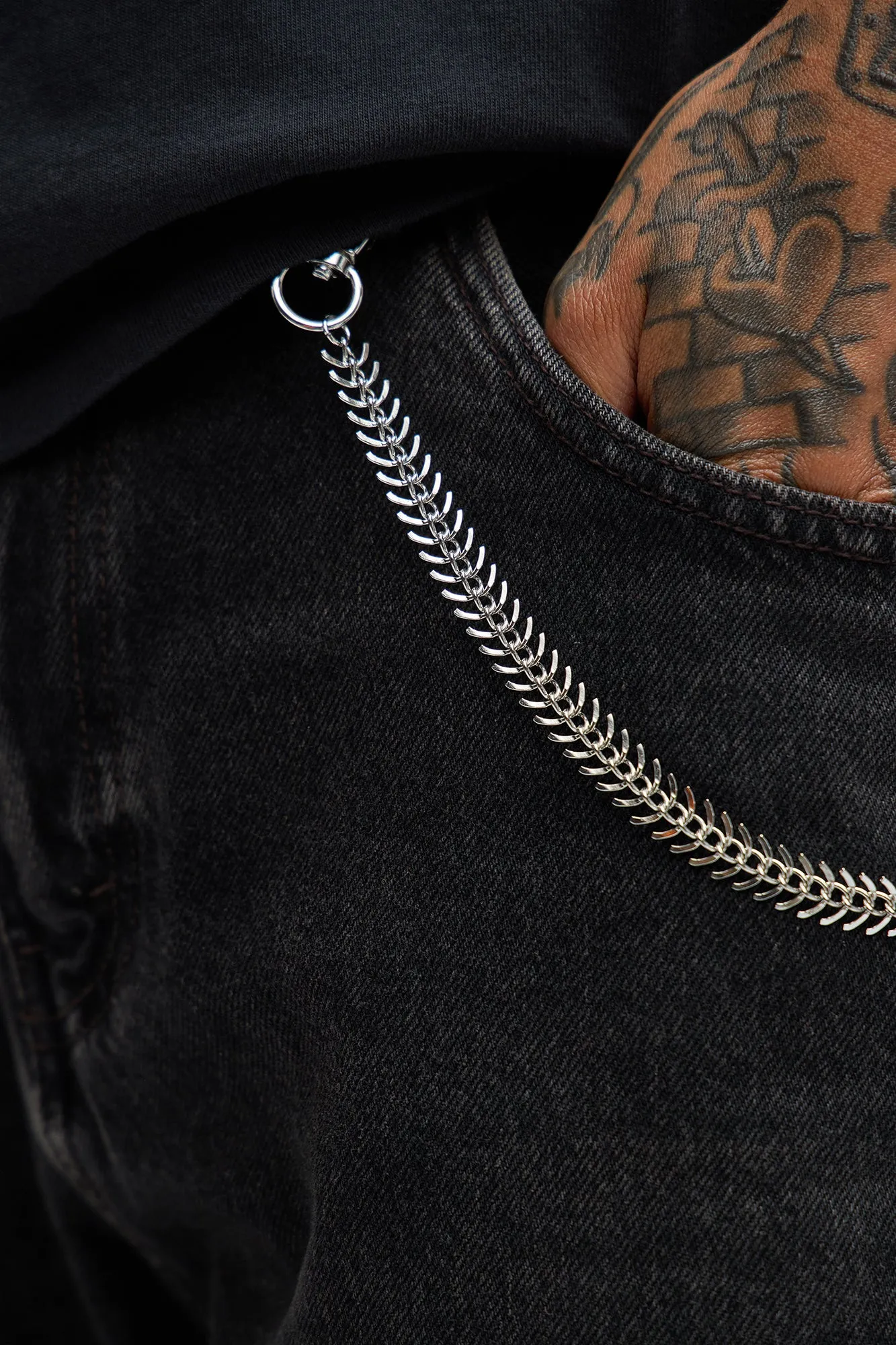 Fish Bone Pant Chain - Silver sold by Fashion Nova product image thumbnail 2