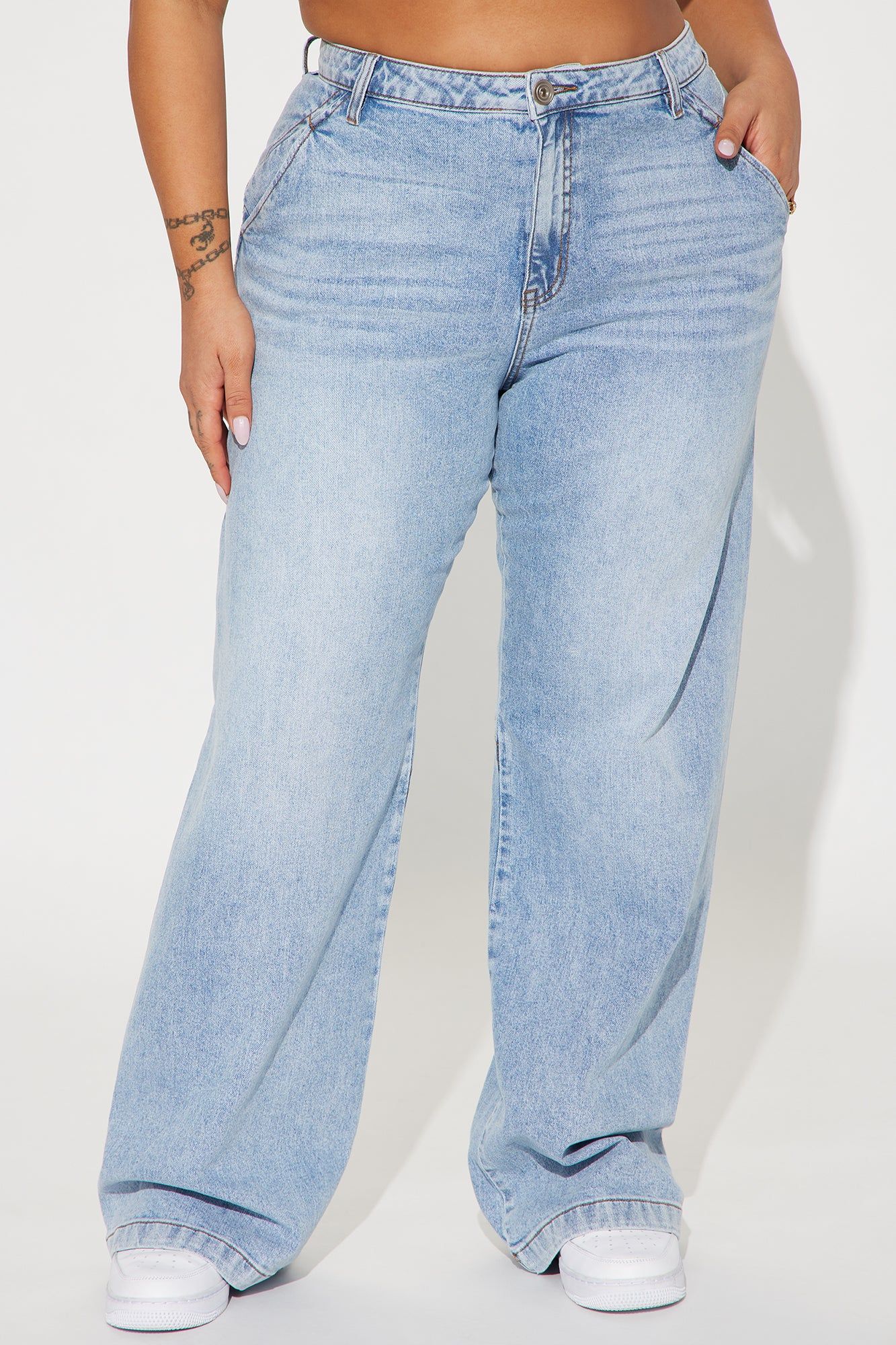 Let's Get It Straight Leg Jeans - Light Wash sold by Fashion Nova product image thumbnail 5