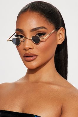 My Little Sweetheart Sunglasses - Black sold by Fashion Nova