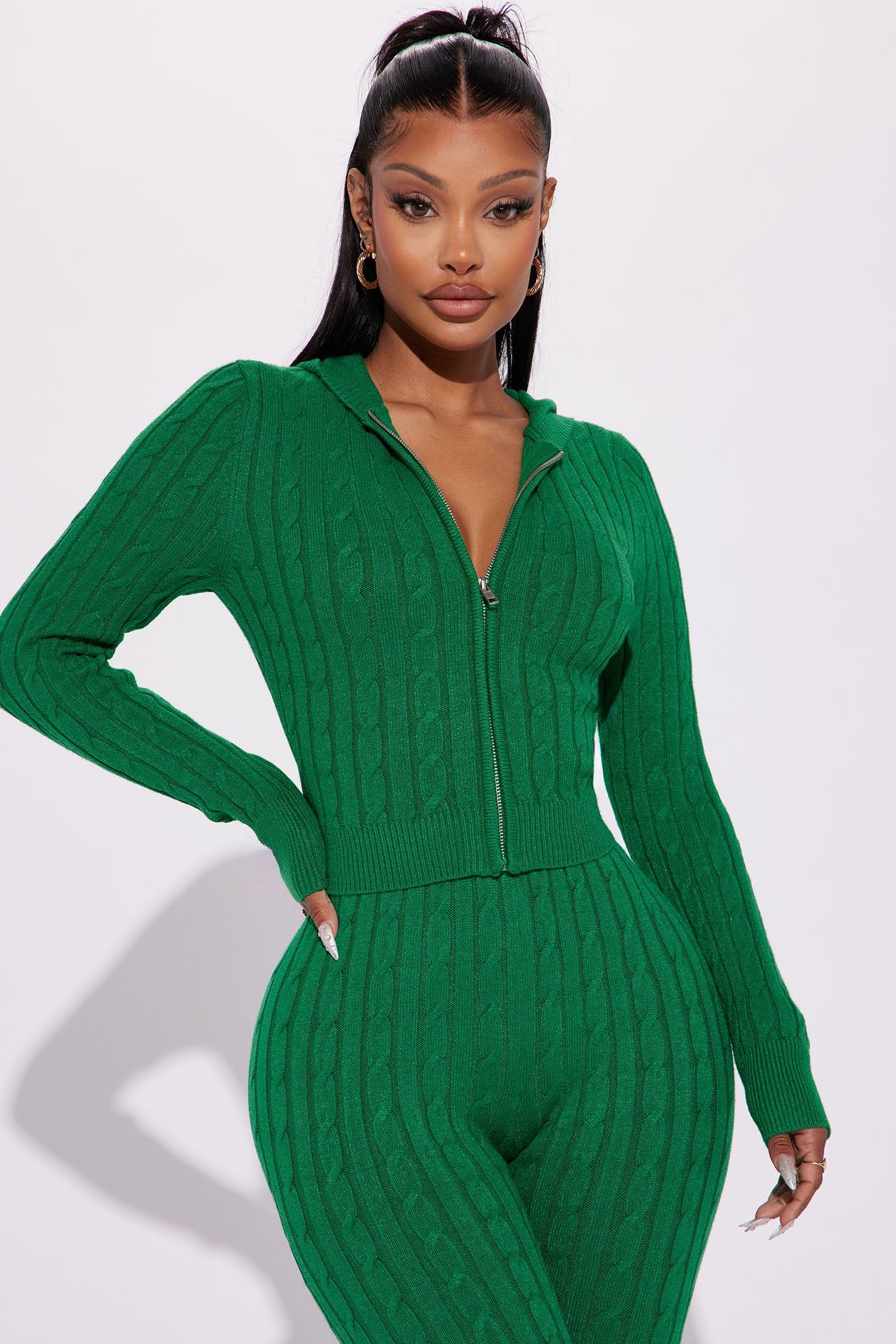 Rylee Sweater Legging Set - Kelly Green sold by Fashion Nova product image thumbnail 2