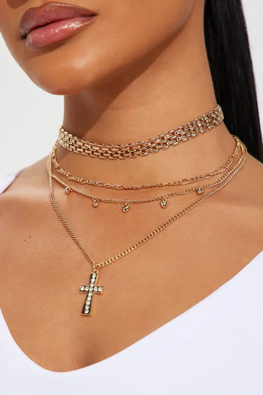Serenity In Paradise Necklace - Gold sold by Fashion Nova