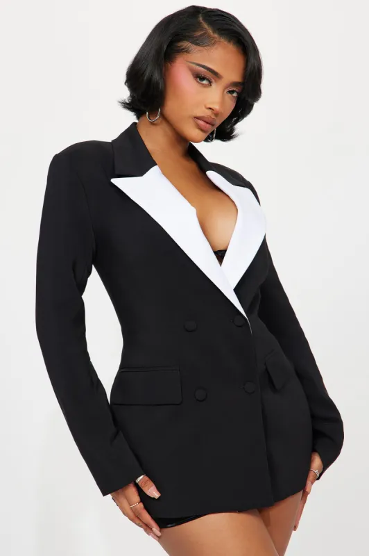 Always Watching Oversized Blazer - Black/White sold by Fashion Nova