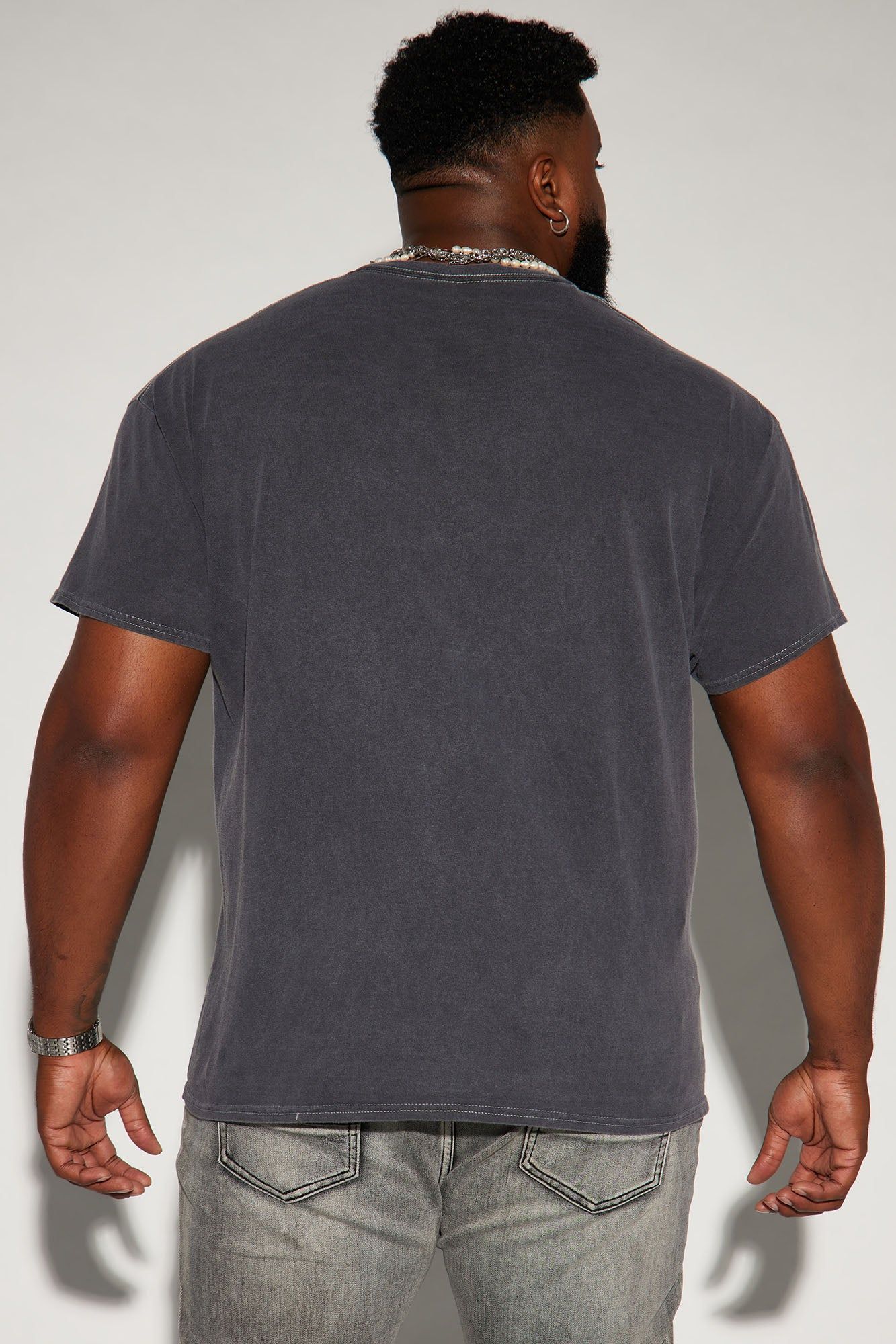 Batman Vs Bane Short Sleeve Tee - Black sold by Fashion Nova product image thumbnail 7