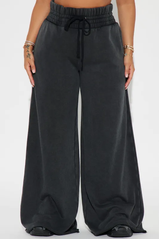 Off Duty Washed Lounge Pant - Black sold by Fashion Nova