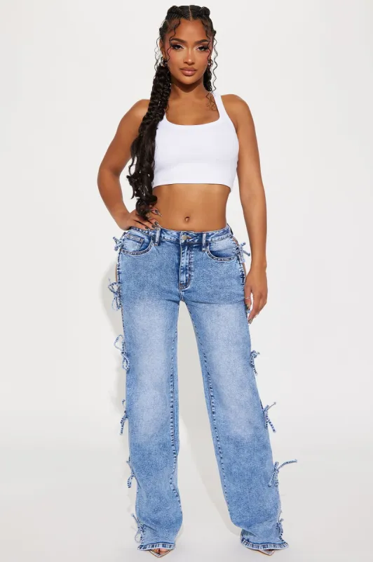 Tied In A Bow Stretch Straight Leg Jeans - Medium Wash sold by Fashion Nova