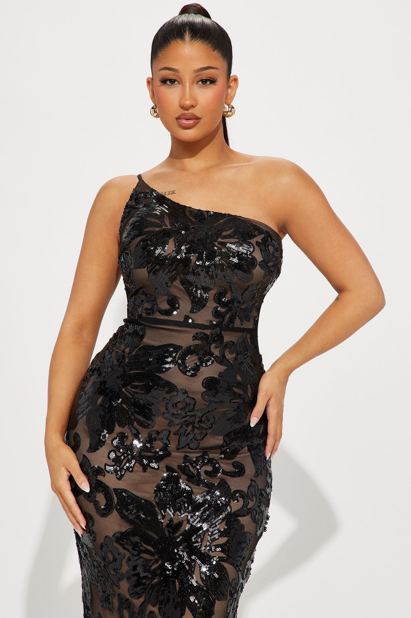 Better Next To You Sequin Gown - Black sold by Fashion Nova product image thumbnail 2