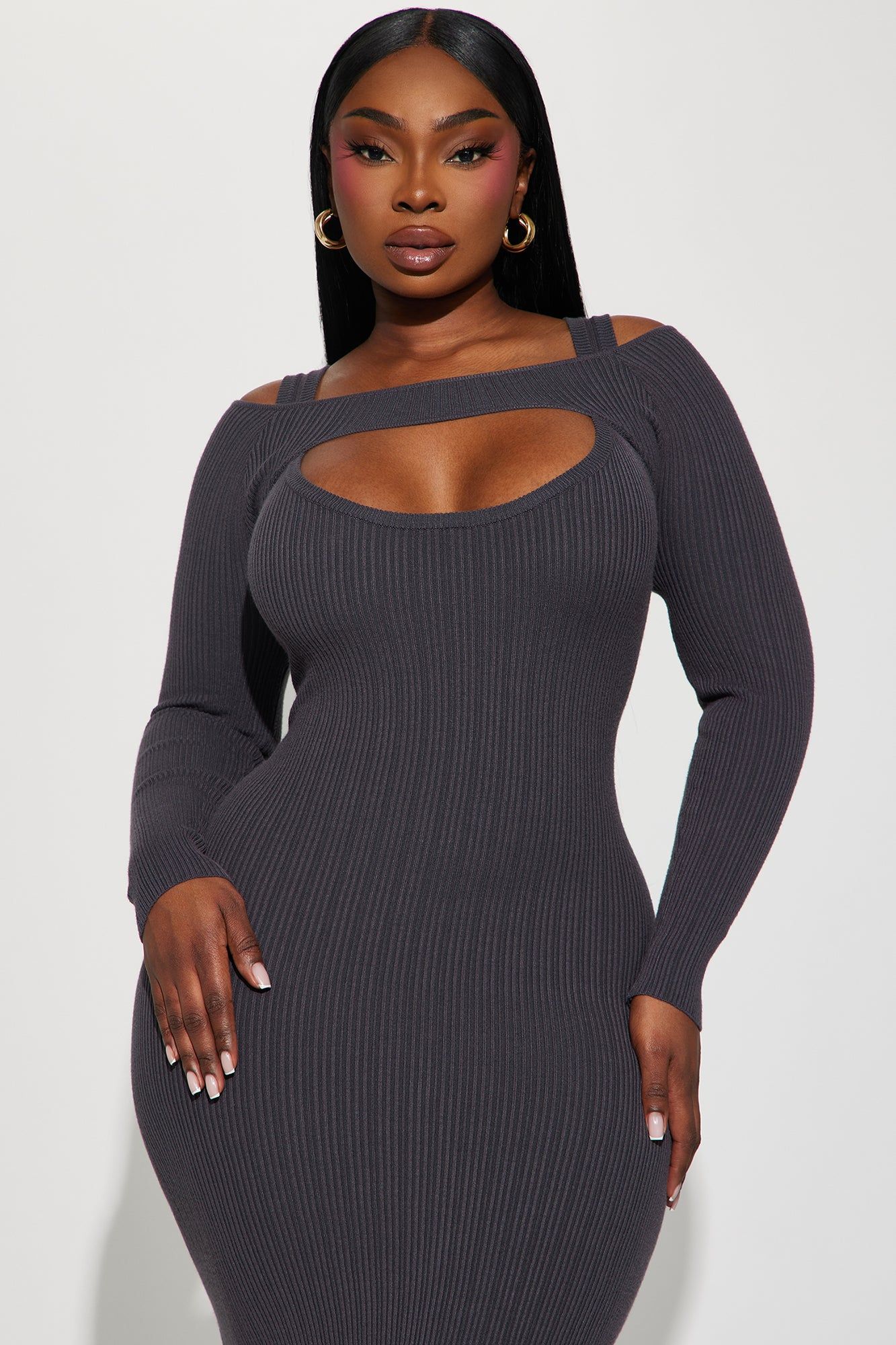 Nicolle Ribbed Maxi Dress - Charcoal sold by Fashion Nova product image thumbnail 5