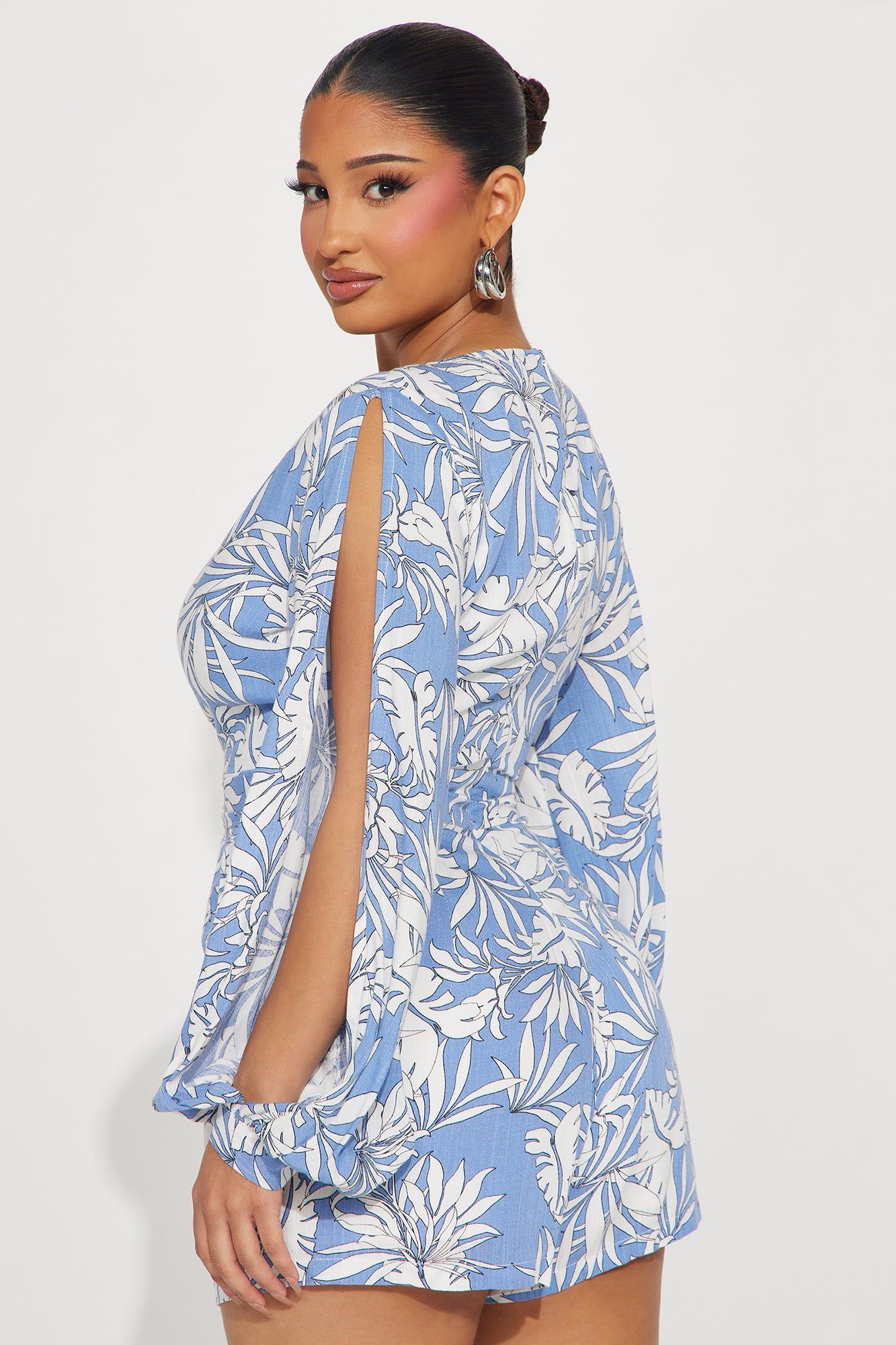 Bahama Adventures Romper - Blue/combo sold by Fashion Nova product image thumbnail 2