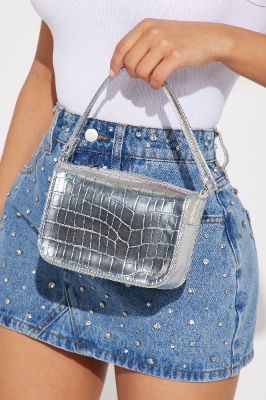 So Fly Handbag - Silver sold by Fashion Nova