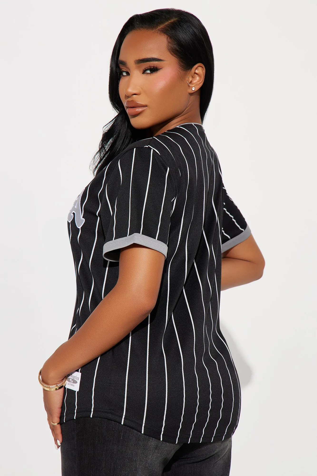 Los Angeles Love Jersey Top - Black/White sold by Fashion Nova product image thumbnail 4