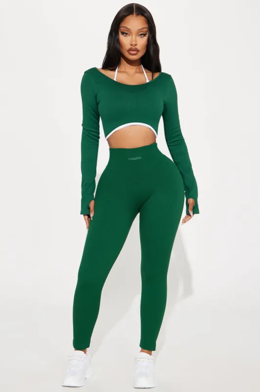 Effortless Juno Capri Ribbed Seamless Legging - Emerald sold by Fashion Nova