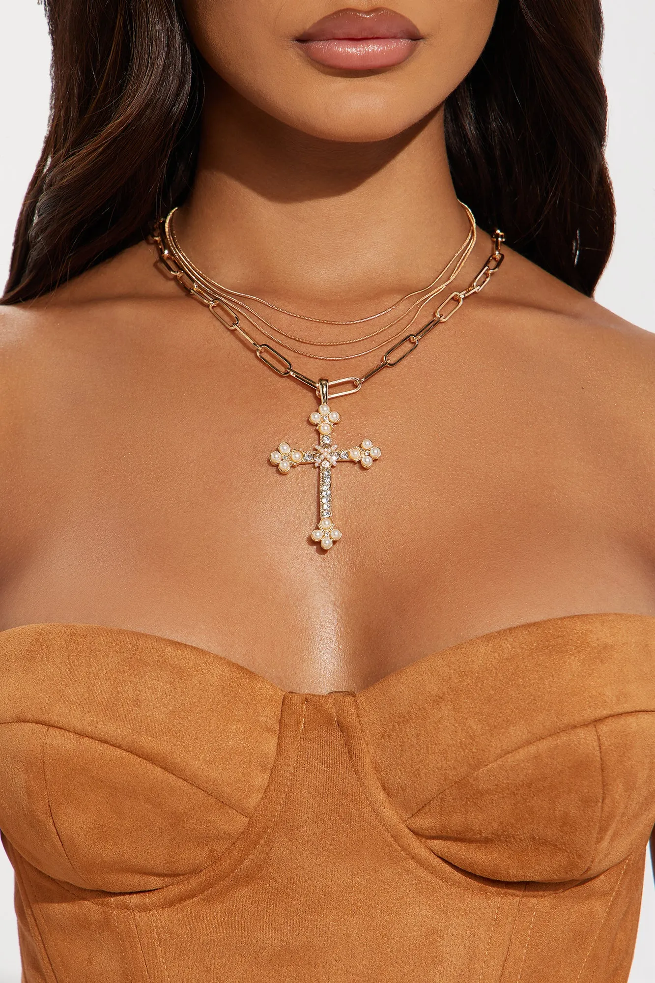 Fully Faithful Necklace - Gold sold by Fashion Nova