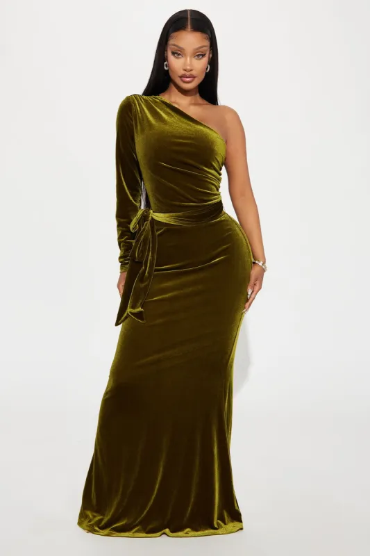 Take A Bow Velvet Gown - Chartreuse sold by Fashion Nova