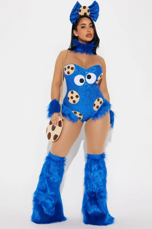 Cookies In The Jar 6 Piece Costume Set - Blue sold by Fashion Nova
