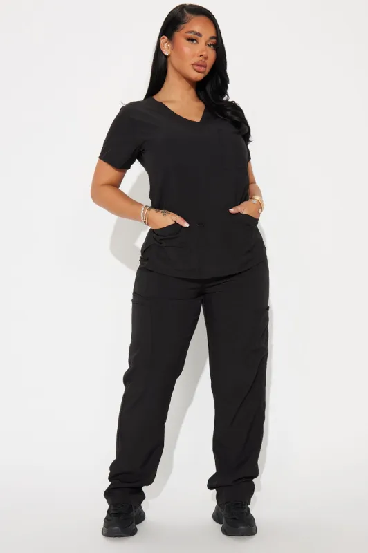 Working Overtime 4FLEX Uniform Scrub Set - Black sold by Fashion Nova