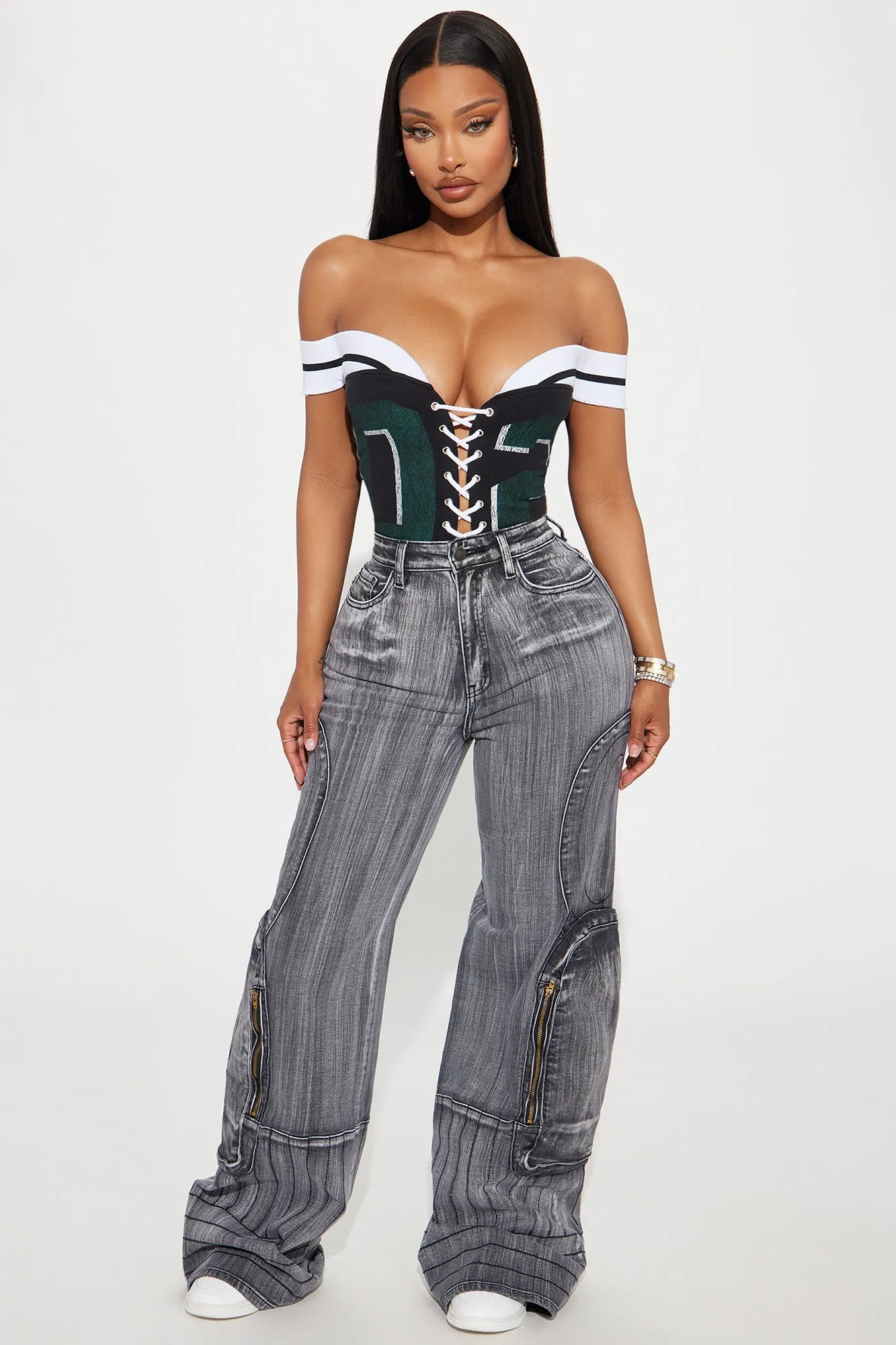 Had To Pop Out Stretch Cargo Jeans - Grey sold by Fashion Nova