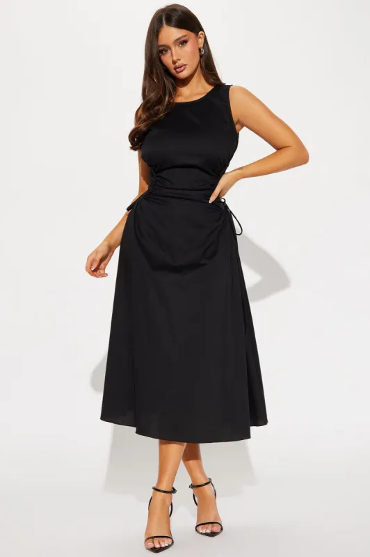 Emmaline Poplin Midi Dress - Black sold by Fashion Nova