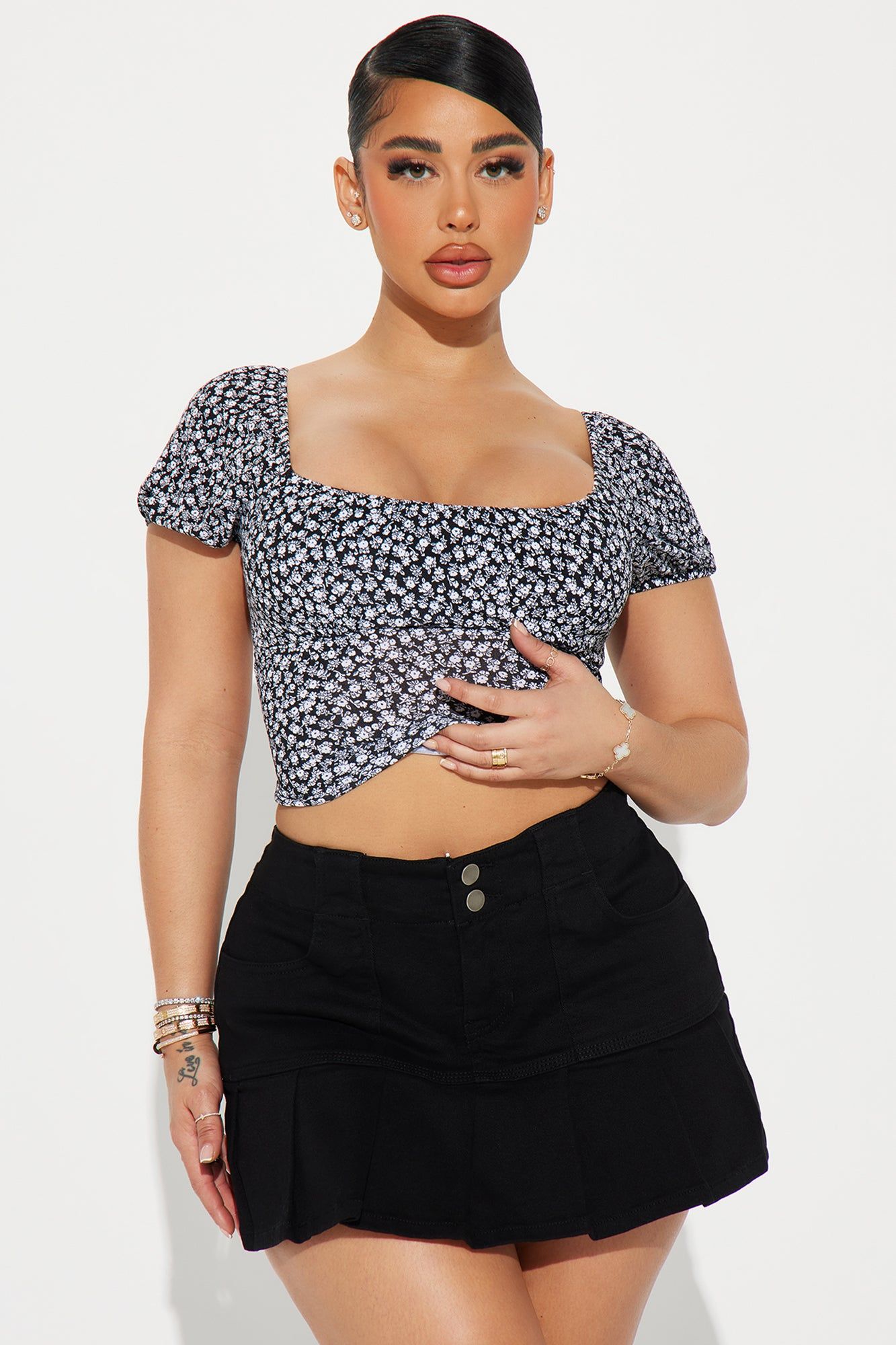 Spring Bloom Floral Top - Black sold by Fashion Nova
