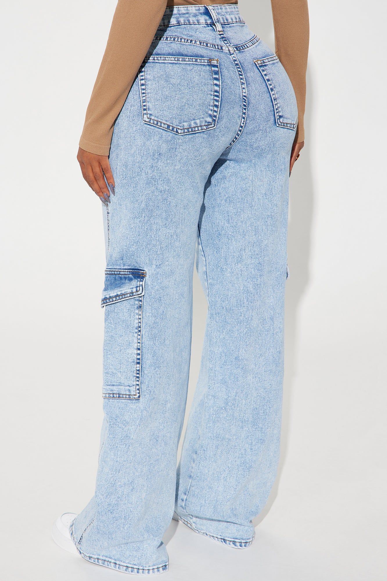 Getting Ahead Stretch Cargo Jeans - Light Wash sold by Fashion Nova product image thumbnail 3