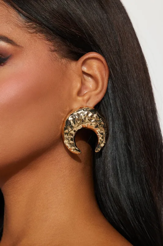 Brighter Than The Moon Drop Earrings  - Gold sold by Fashion Nova