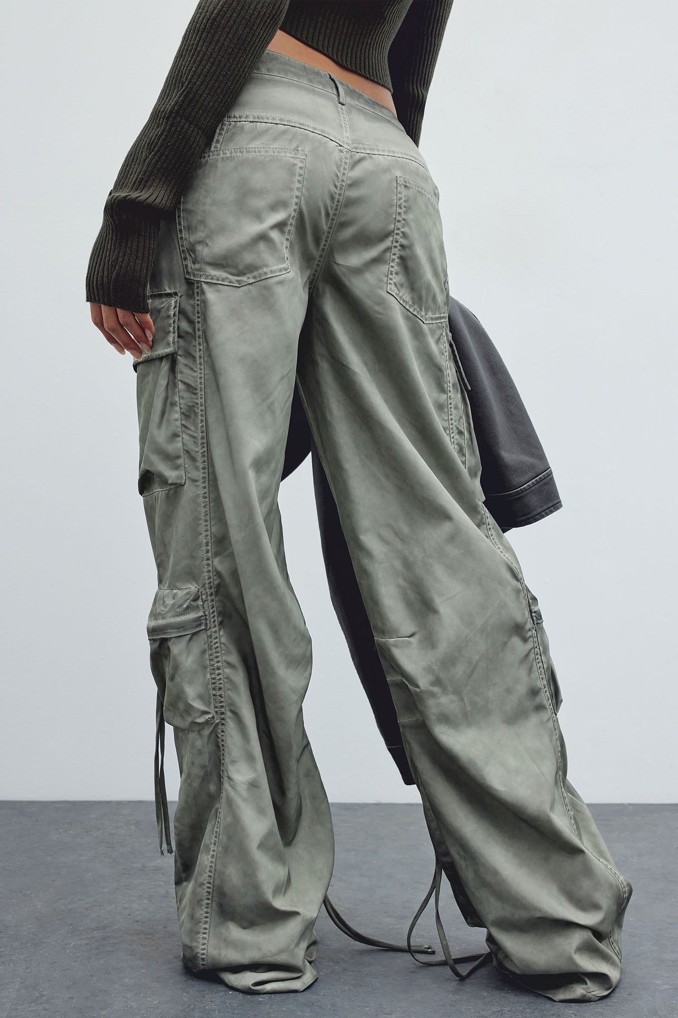 About To Follow Casual Slides - White sold by Fashion Nova product image thumbnail 5