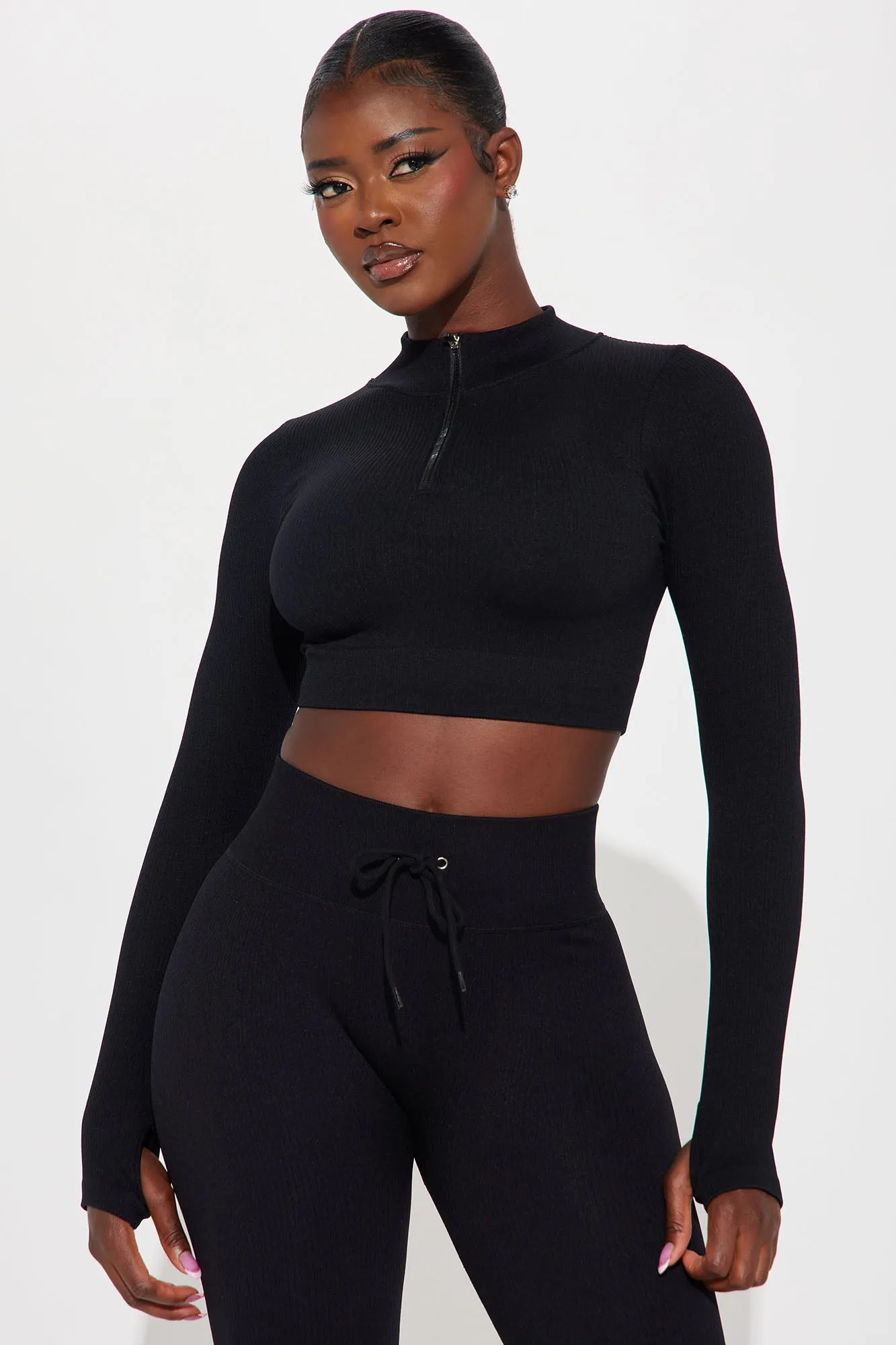 Mountain Trails Effortless Seamless Active Top - Black sold by Fashion Nova