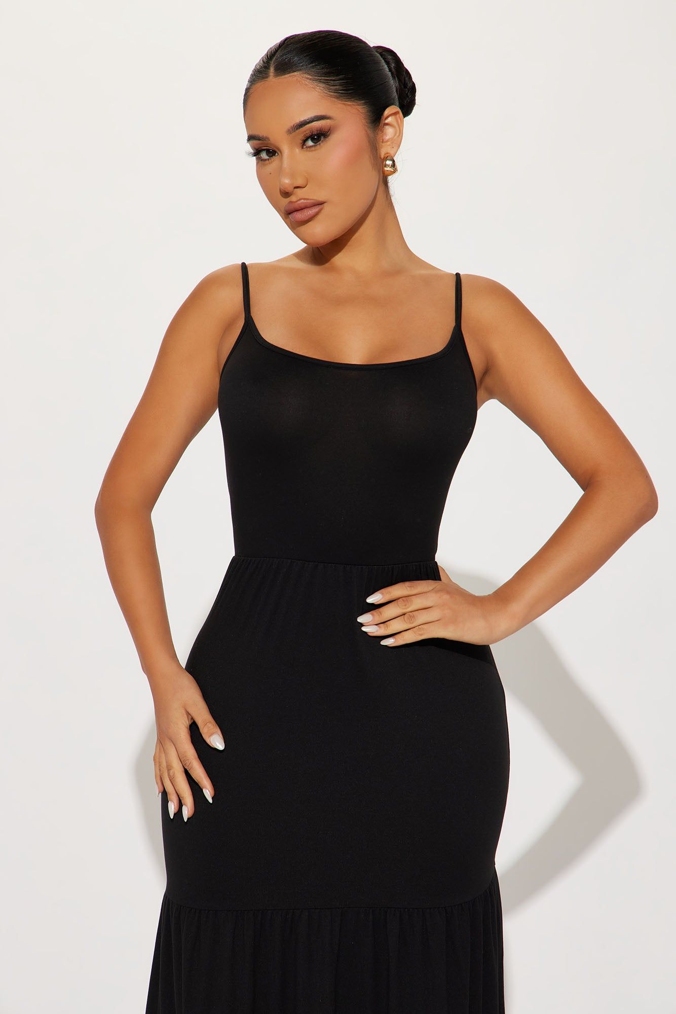 Kayla Maxi Dress - Black sold by Fashion Nova product image thumbnail 2