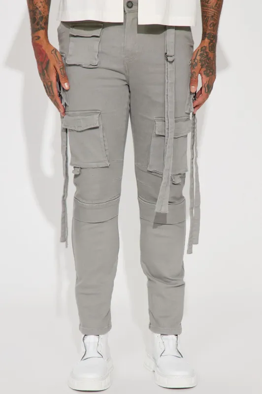Rambo Relaxed Twill Cargo Pants - Grey sold by Fashion Nova