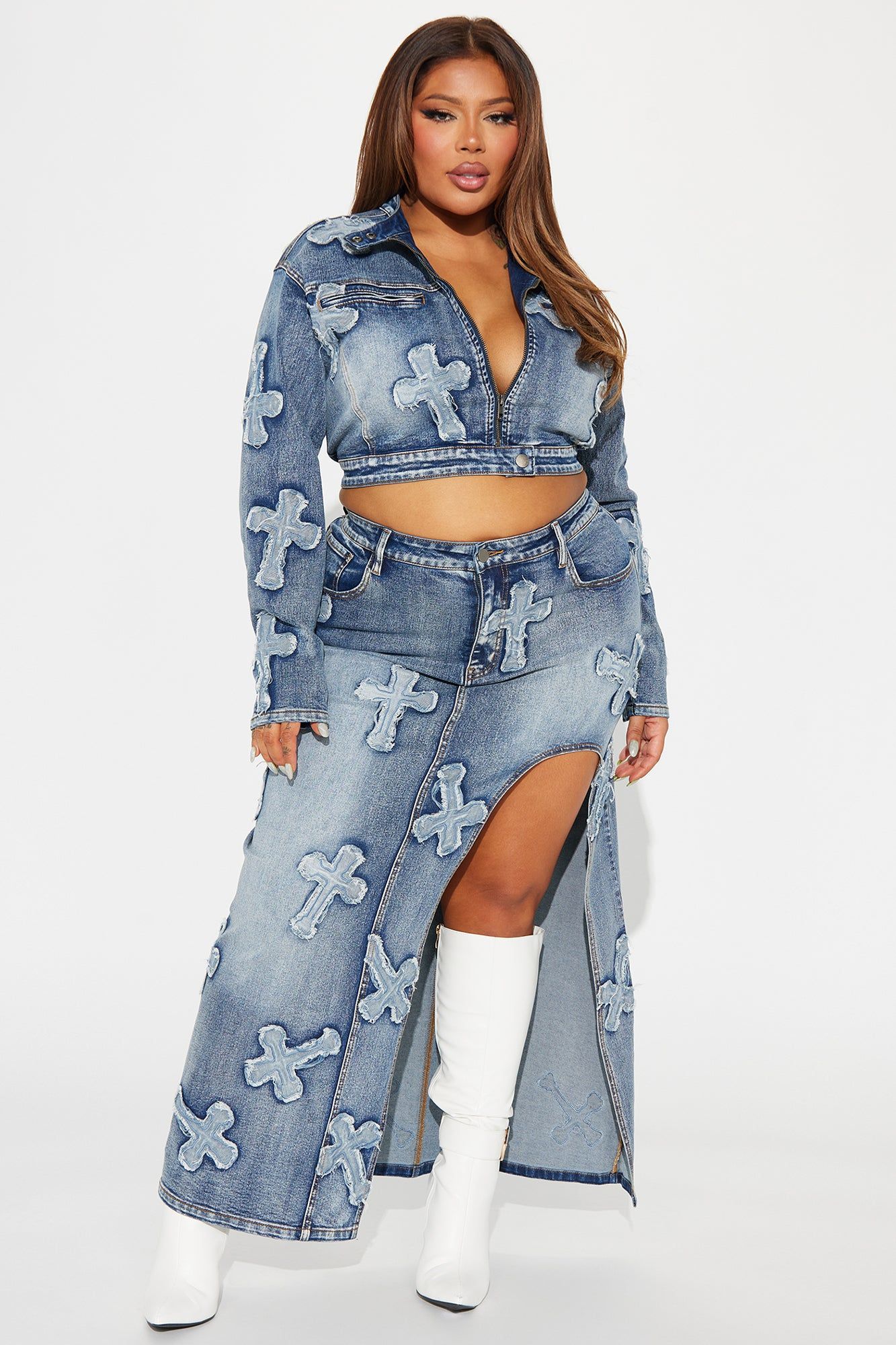 Cross Your Heart Denim Maxi Skirt - Medium Wash sold by Fashion Nova product image thumbnail 4