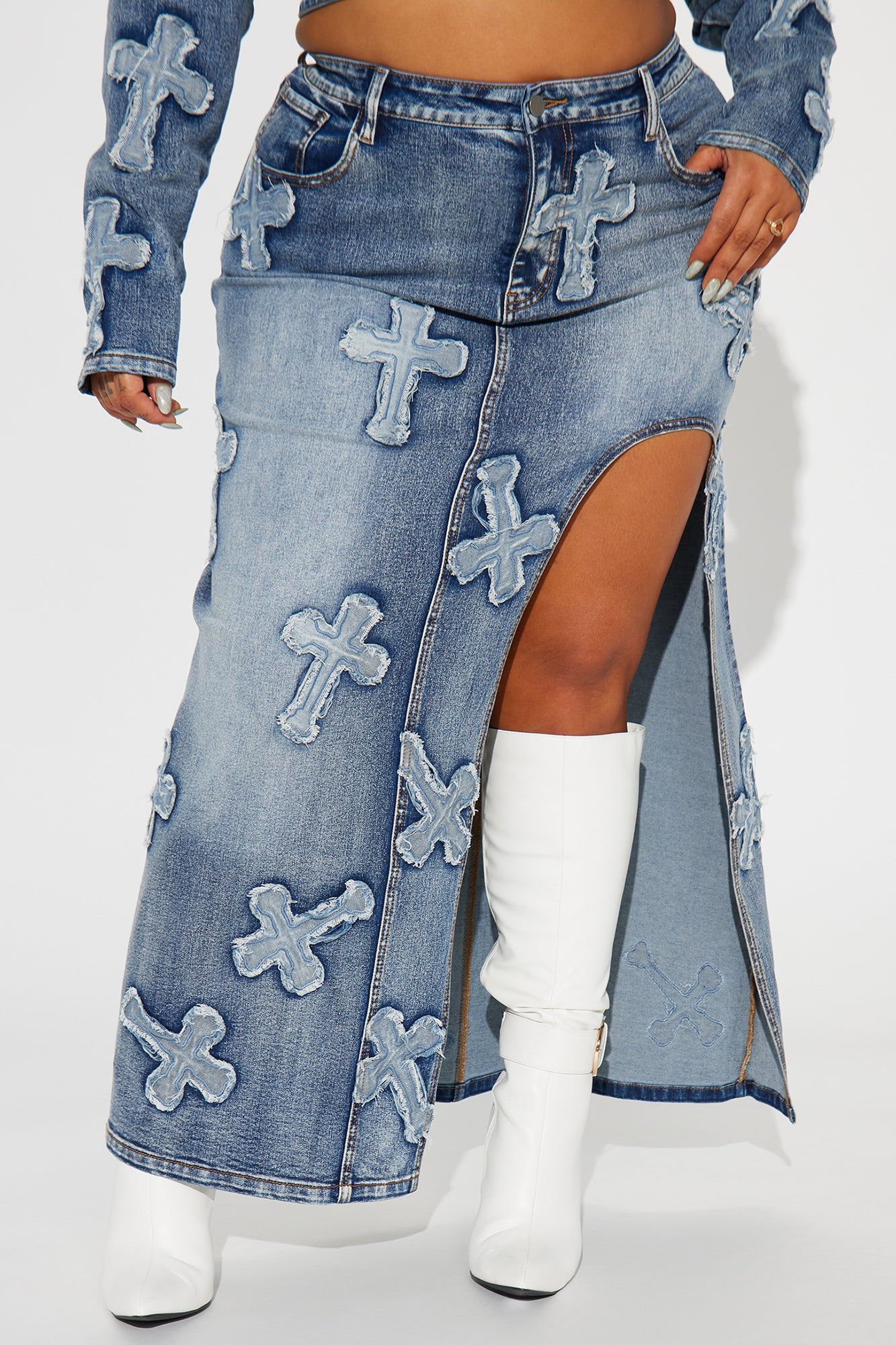 Cross Your Heart Denim Maxi Skirt - Medium Wash sold by Fashion Nova product image thumbnail 5